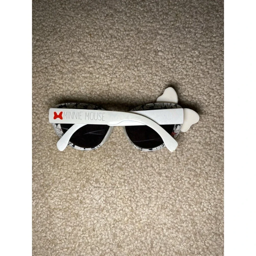 Disney Minnie Mouse Girls White Rhinestone Bow Cat Eye Sunglasses
